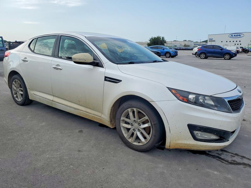 Photo 4 from auction – 2013 KIA OPTIMA with VIN KNAGM4A78D5310179
