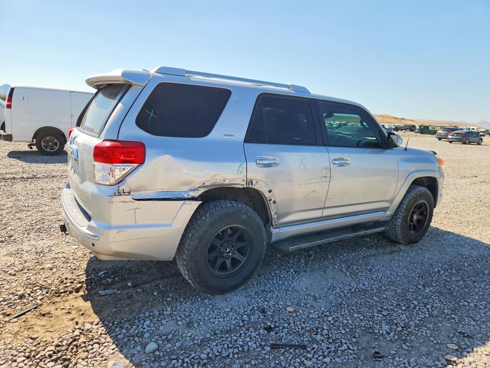 Photo 3 from auction – 2011 TOYOTA 4RUNNER with VIN JTEBU5JR9B5041302