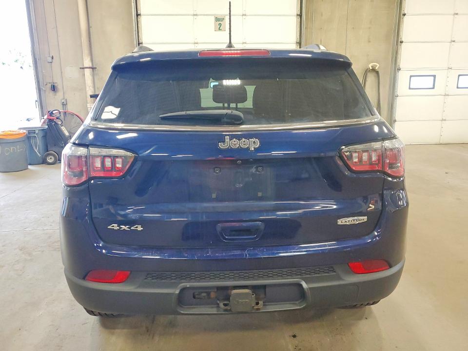 Photo 6 from auction – 2018 JEEP COMPASS with VIN 3C4NJDBB6JT399283