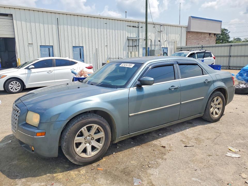 CHRYSLER 300 2006 مع رقم تعريف المركبة 2C3KA53G56H108635 - صورة من المزاد