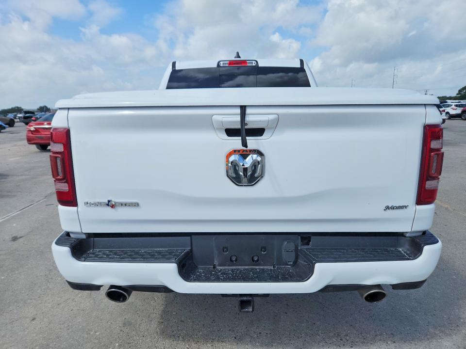 صورة رقم 6 من المزاد - 2019 RAM 1500 مع VIN 1C6RREFT9KN616577