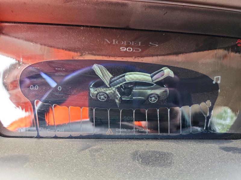 Photo 9 from auction – 2015 TESLA MODEL S with VIN 5YJSA1E23FF110220