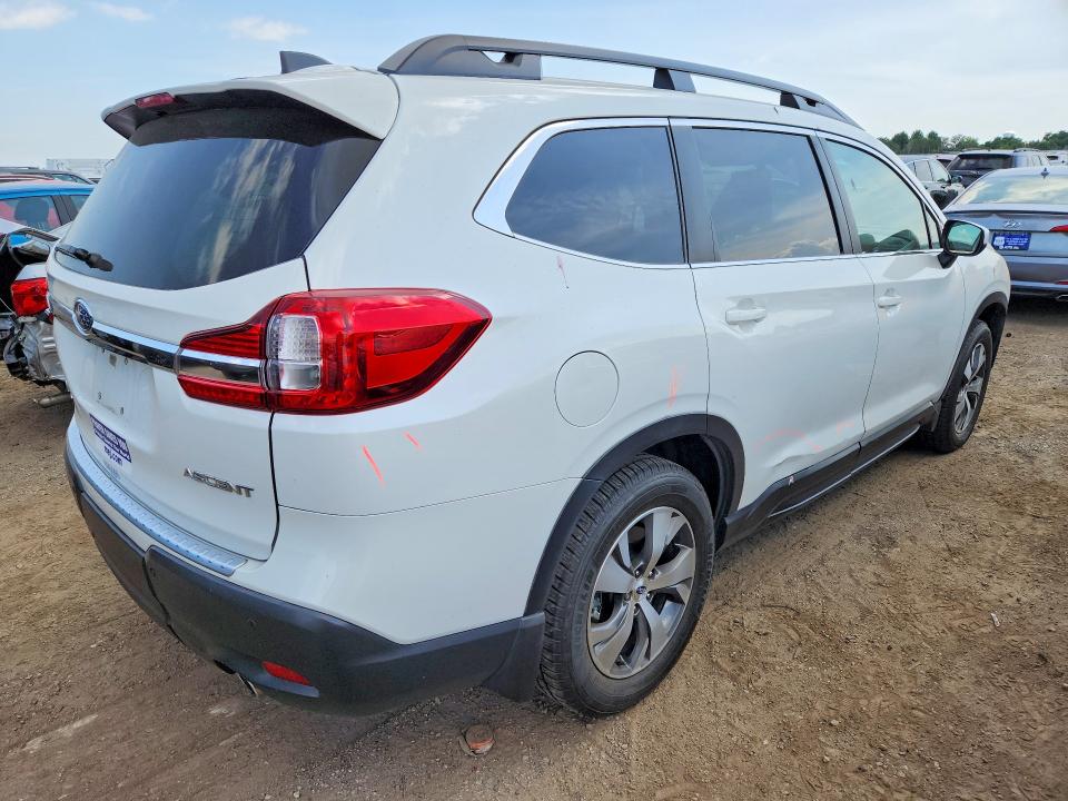 Photo 3 from auction – 2020 SUBARU ASCENT with VIN 4S4WMACD4L3405571