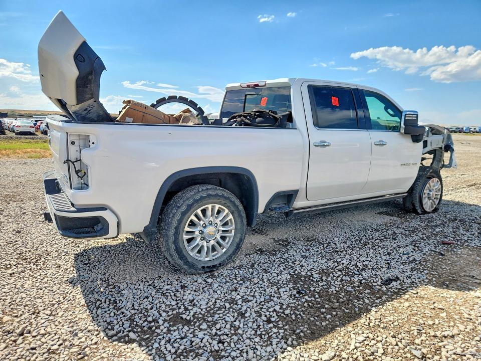 Photo 3 from auction – 2022 CHEVROLET SILVERADO with VIN 1GC4YREY2NF327419