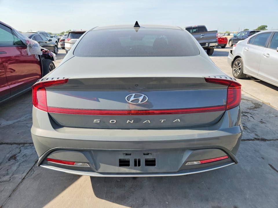 Photo 6 from auction – 2021 HYUNDAI SONATA with VIN 5NPEG4JA2MH083374
