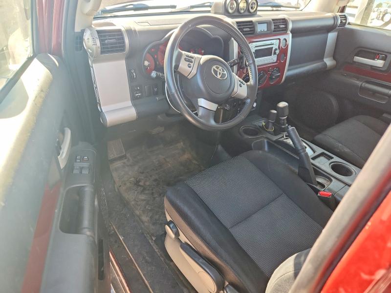 Photo 8 from auction – 2011 TOYOTA FJ CRUISER with VIN JTEBU4BF3BK107956