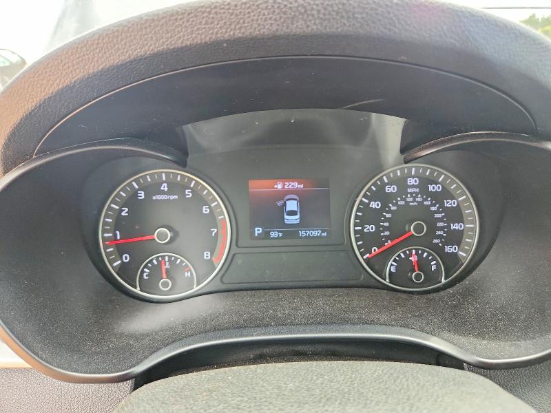 Photo 9 from auction – 2019 KIA OPTIMA with VIN 5XXGT4L31KG295680