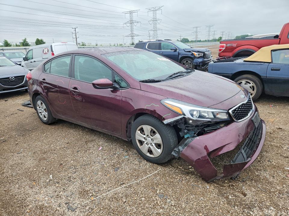 Photo 4 from auction – 2018 KIA FORTE with VIN 3KPFK4A78JE180862