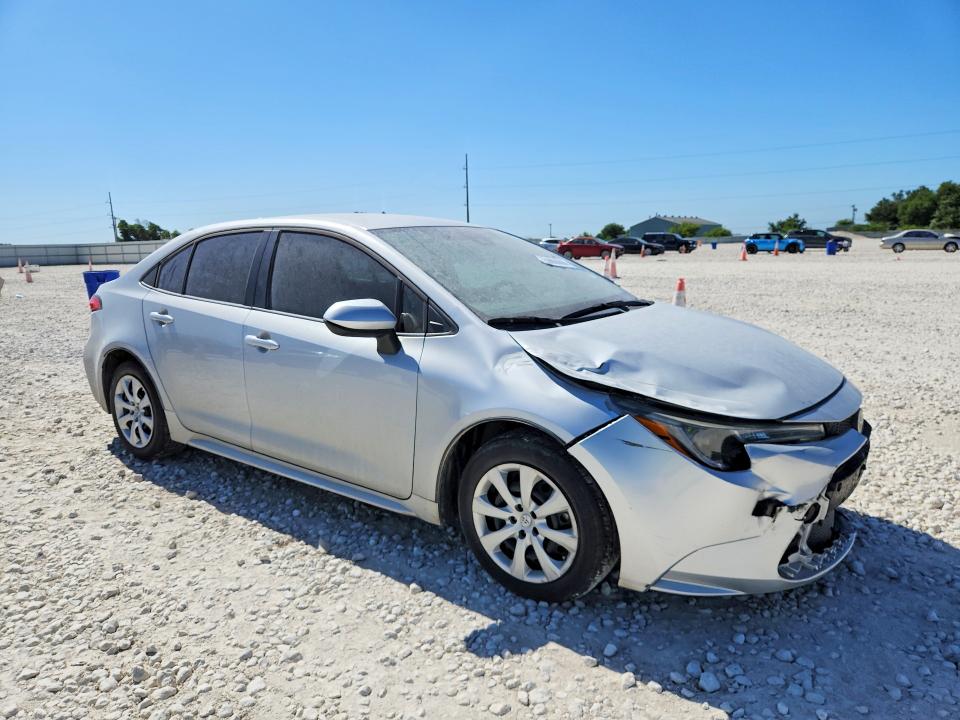 Photo 4 from auction – 2022 TOYOTA COROLLA with VIN 5YFEPMAE6NP272388