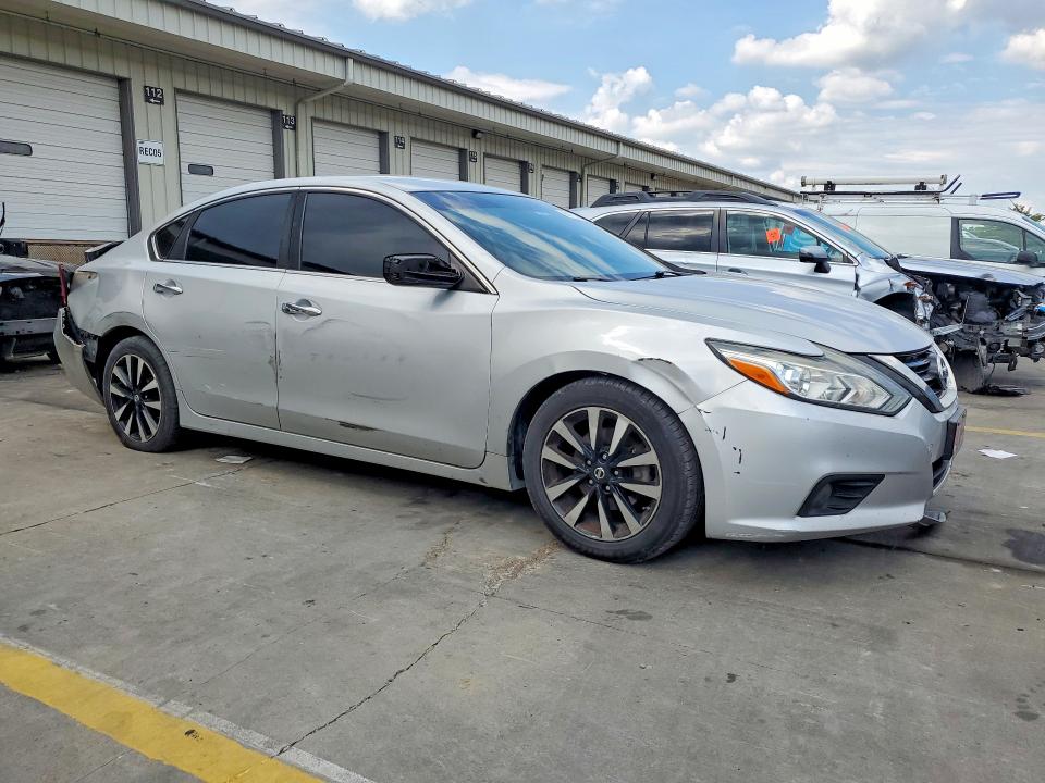 Photo 4 from auction – 2018 NISSAN ALTIMA with VIN 1N4AL3AP3JC124780
