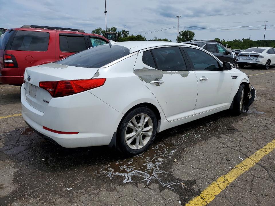 Фото 3 с аукциона – 2013 KIA OPTIMA с VIN 5XXGN4A70DG232590
