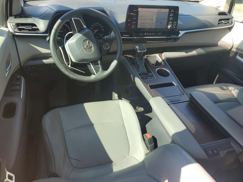 Photo 8 from auction – 2021 TOYOTA SIENNA with VIN 5TDJRKEC8MS046137