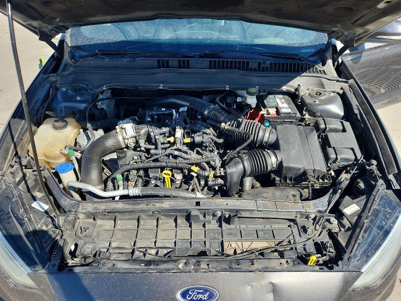 Photo 11 from auction – 2017 FORD FUSION with VIN 3FA6P0VP3HR242147