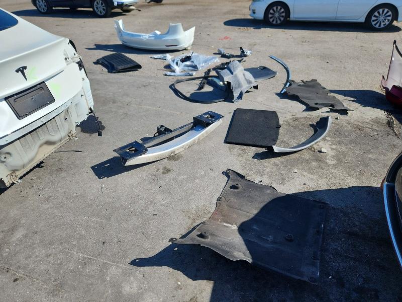 Photo 12 from auction – 2020 TESLA MODEL 3 with VIN 5YJ3E1EA4LF658724