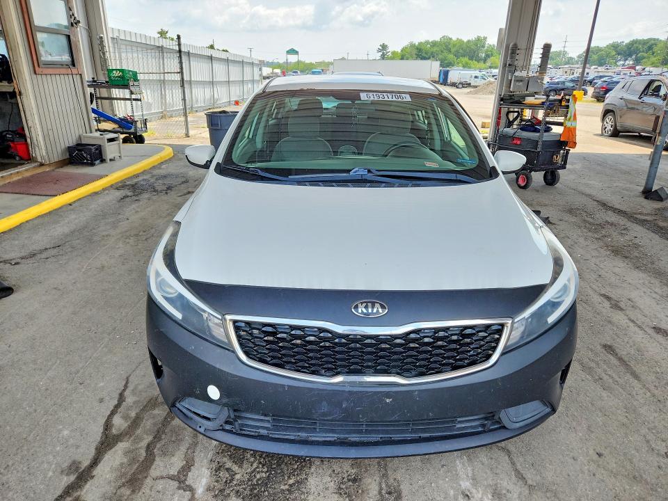 Photo 5 from auction – 2017 KIA FORTE with VIN 3KPFK4A79HE069764