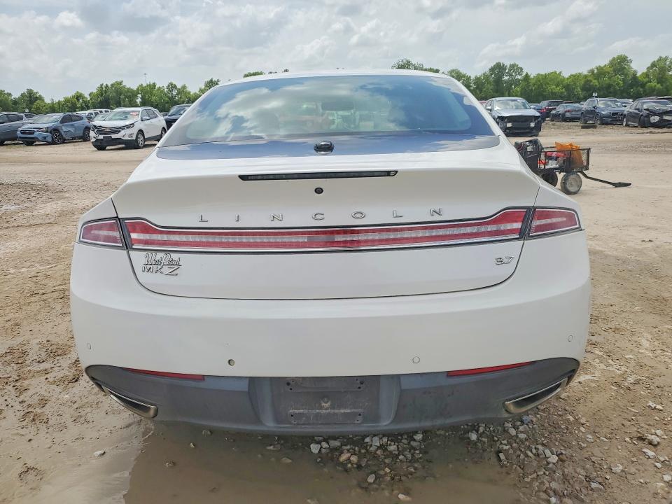 Photo 6 from auction – 2016 LINCOLN MKZ with VIN 3LN6L2GK4GR626161