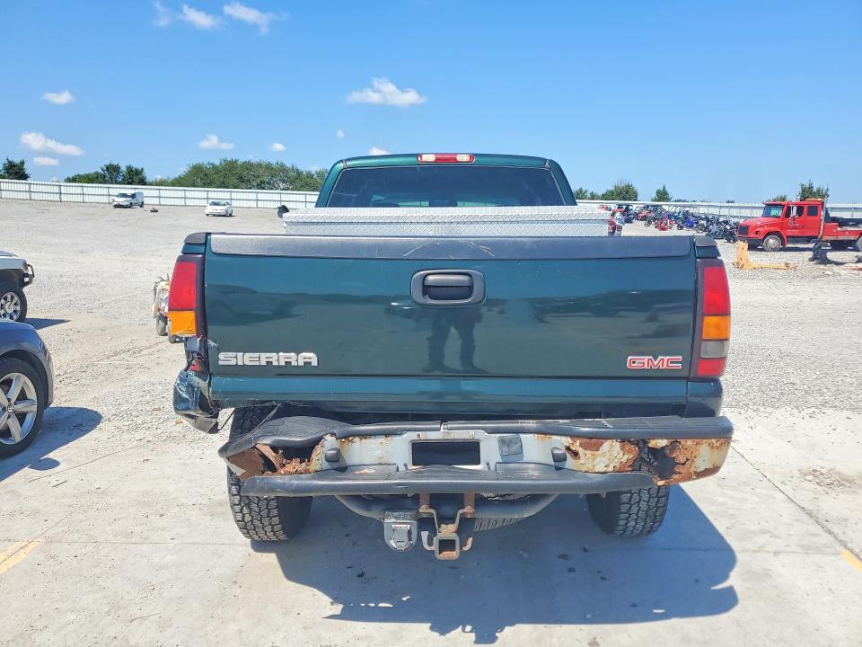 Photo 6 from auction – 2005 GMC NEW SIERRA with VIN 2GTEK19B351283564