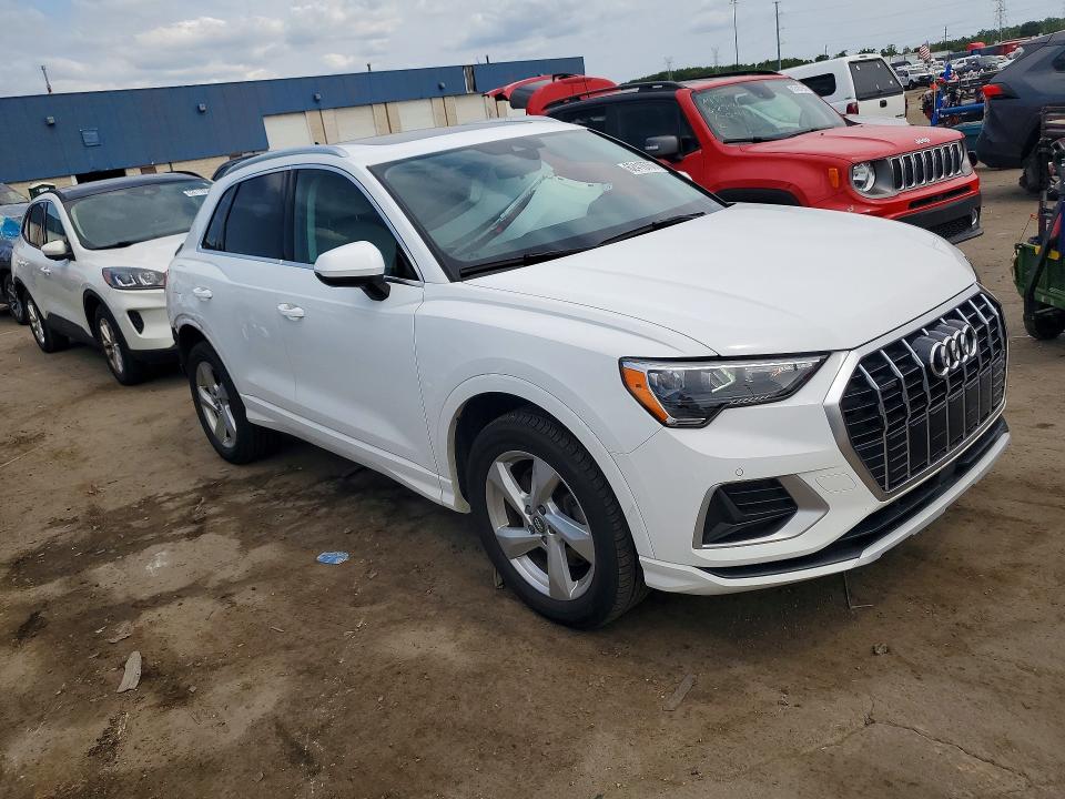 Foto 4 de la subasta – 2020 AUDI Q3 con VIN WA1AECF34L1068559