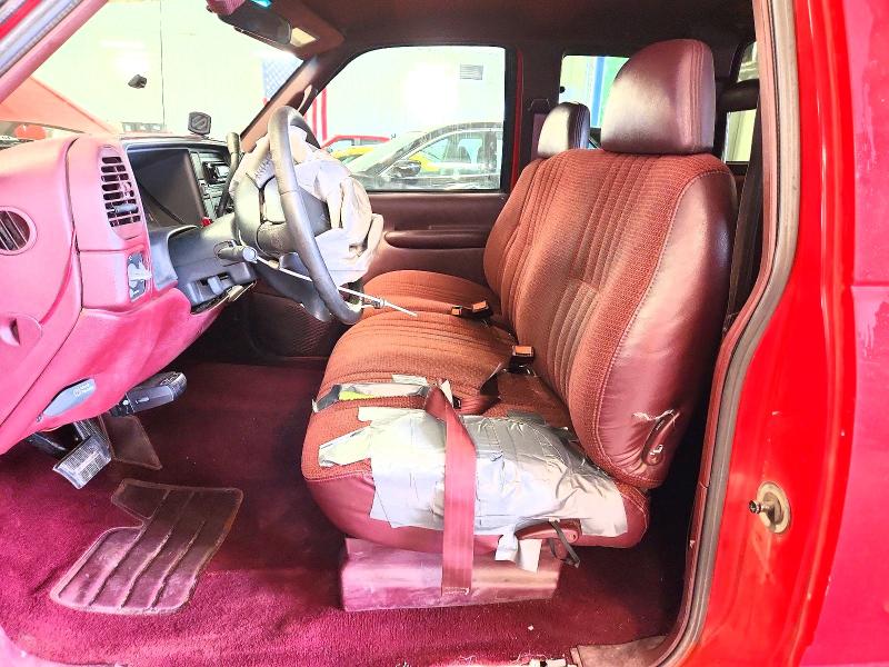 Photo 7 from auction – 1995 CHEVROLET GMT-400 with VIN 2GCEC19HXS1200130