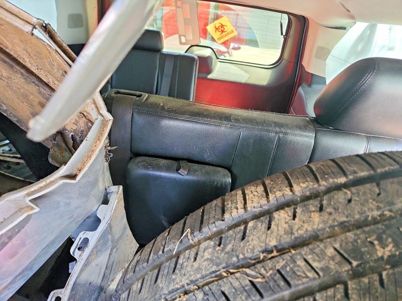 Photo 10 from auction – 2013 CHEVROLET TAHOE with VIN 1GNSCBE01DR299012