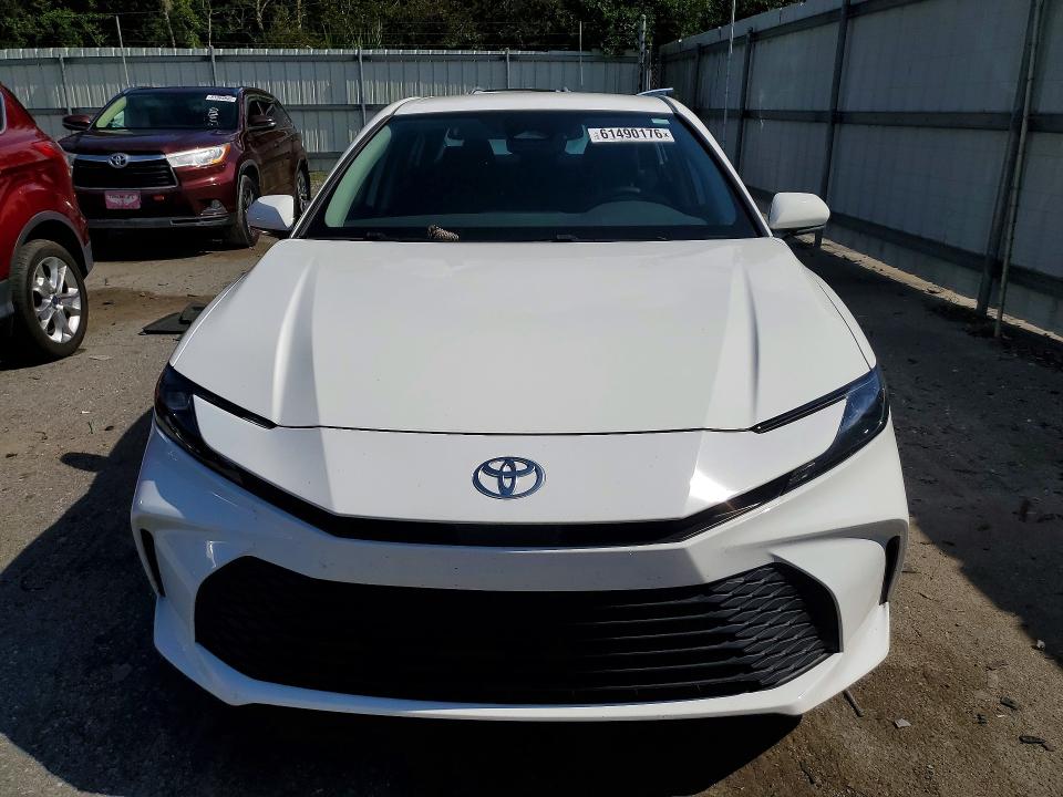 Photo 5 from auction – 2025 TOYOTA CAMRY with VIN 4T1DAACK6SU065475