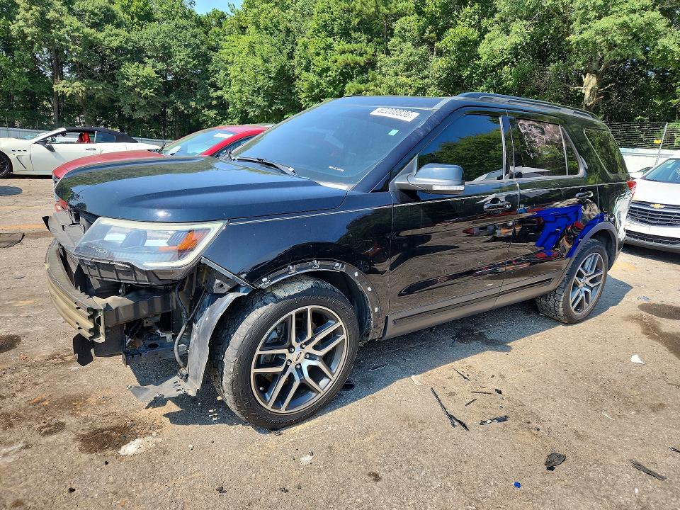 FORD EXPLORER 2017 with VIN 1FM5K8GT7HGC51028 - Photo from auction