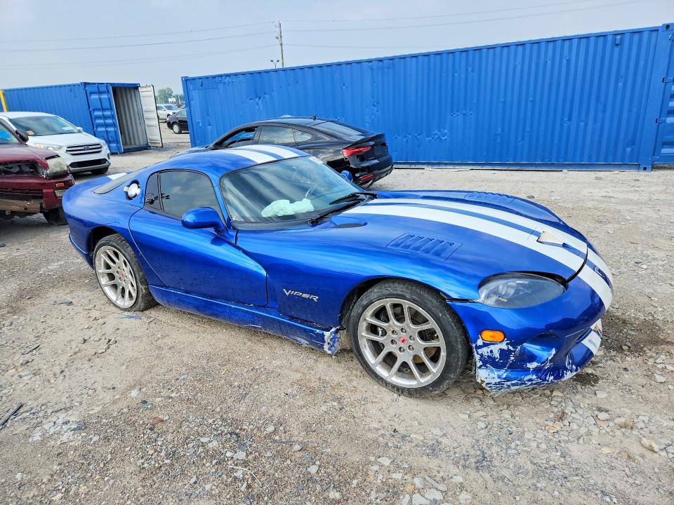 Photo 4 from auction – 1997 DODGE VIPER with VIN 1B3ER69E1VV300901