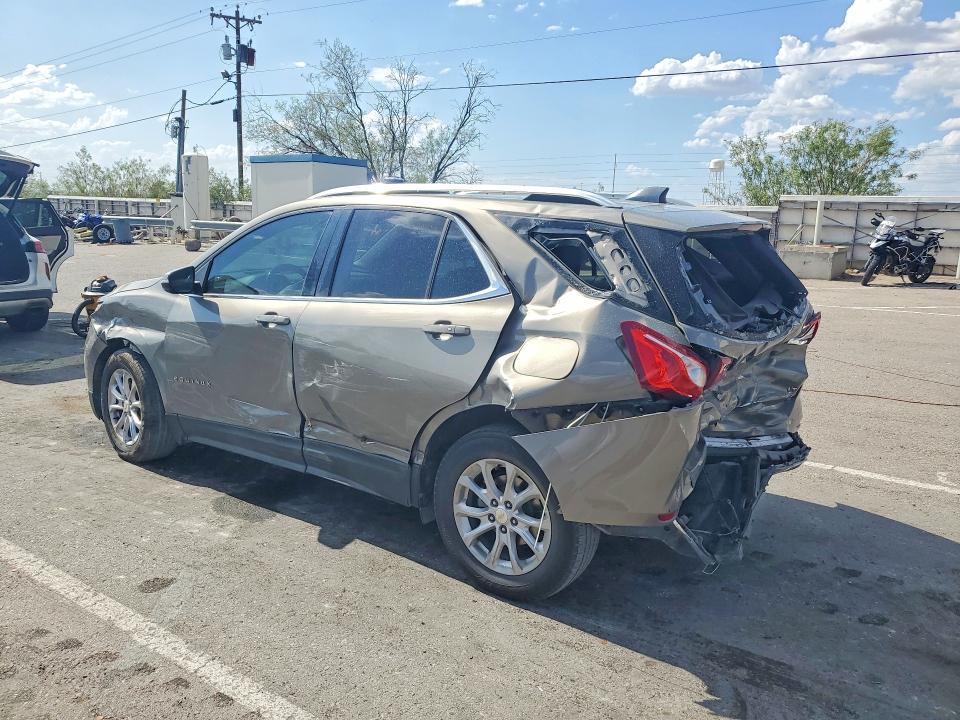 Photo 2 from auction – 2018 CHEVROLET EQUINOX with VIN 3GNAXJEV4JS632429