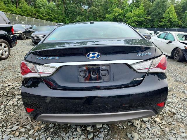 Photo 6 from auction – 2013 HYUNDAI SONATA with VIN KMHEC4A43DA084297