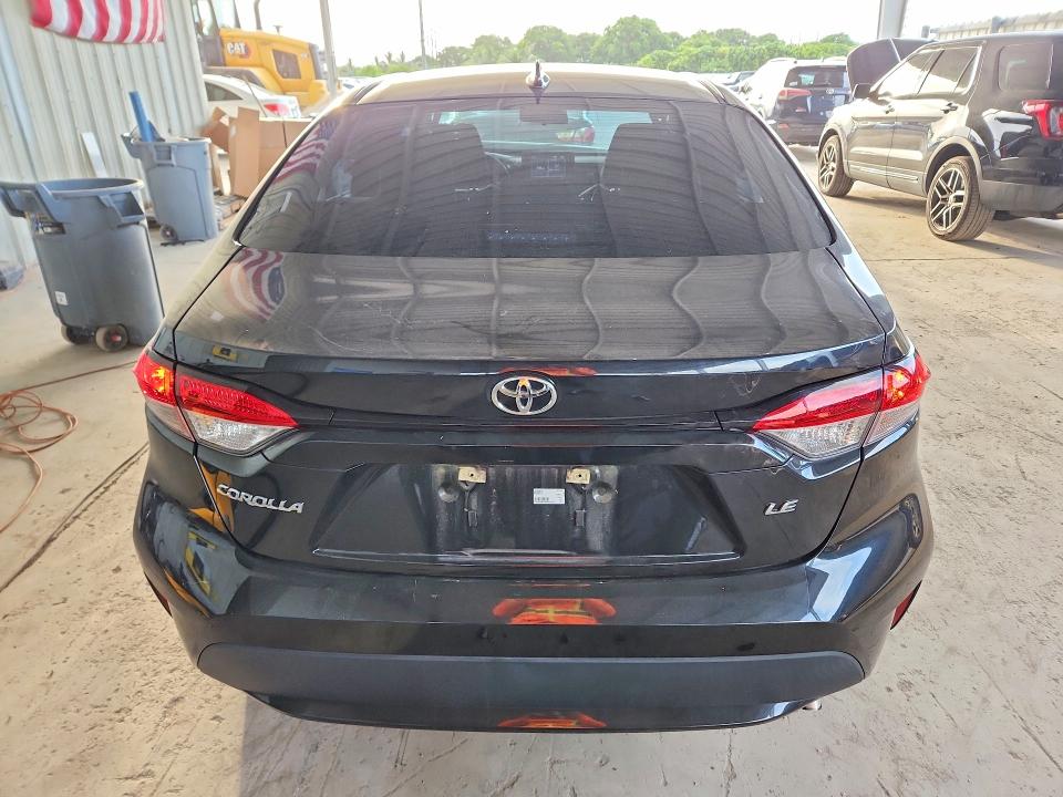 Photo 6 from auction – 2022 TOYOTA COROLL with VIN 5YFEPMAE3NP283347