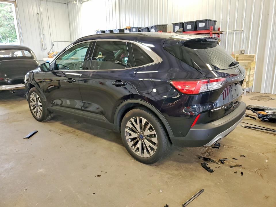 Photo 2 from auction – 2021 FORD ESCAPE with VIN 1FMCU9J92MUA86845