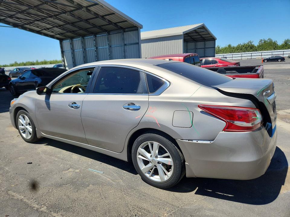 Photo 2 from auction – 2013 NISSAN ALTIMA with VIN 1N4AL3AP6DN497658