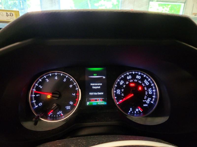 Photo 9 from auction – 2021 TOYOTA RAV4 with VIN 2T3F1RFV4MC249922