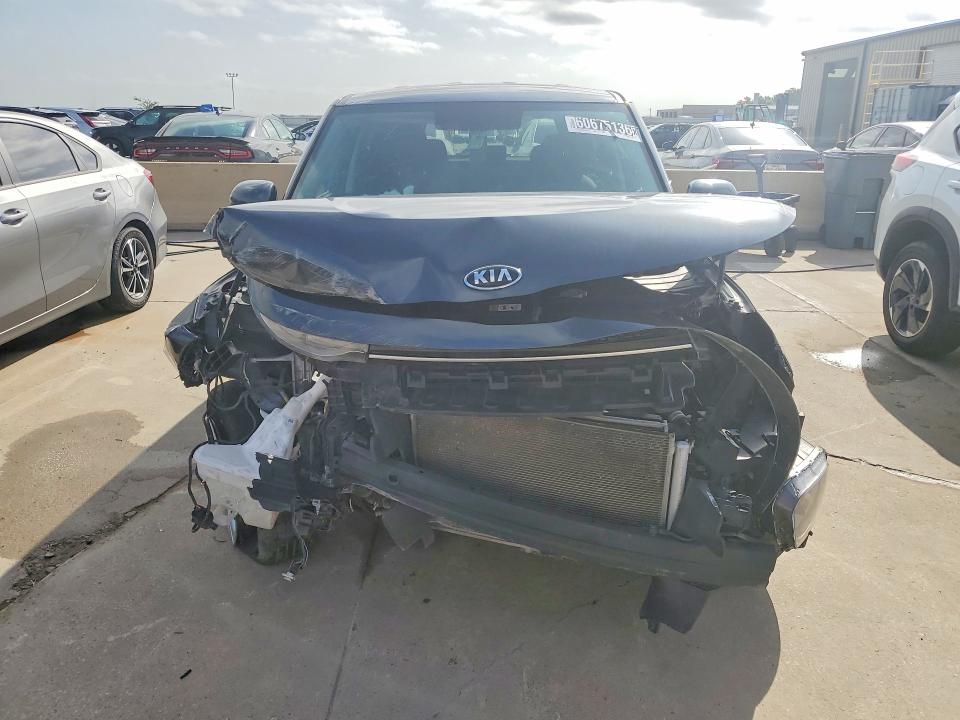 Photo 5 from auction – 2021 KIA SOUL with VIN KNDJ23AU5M7754171