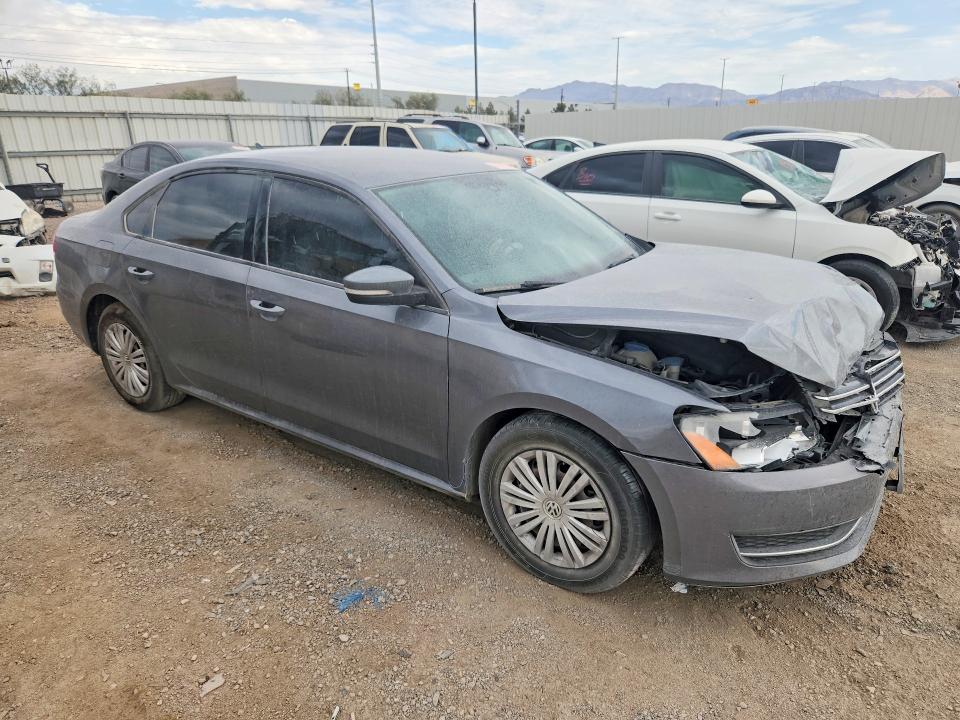 Photo 4 from auction – 2014 VOLKSWAGEN PASSAT with VIN 1VWAP7A33EC023485