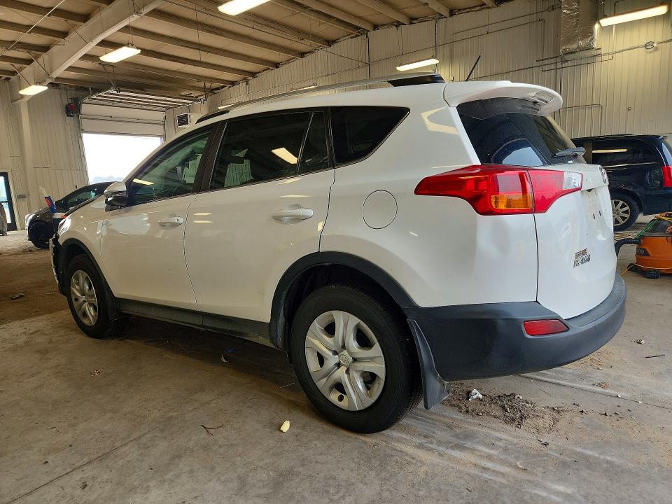 Photo 2 from auction – 2015 TOYOTA RAV4 with VIN 2T3BFREV3FW380830