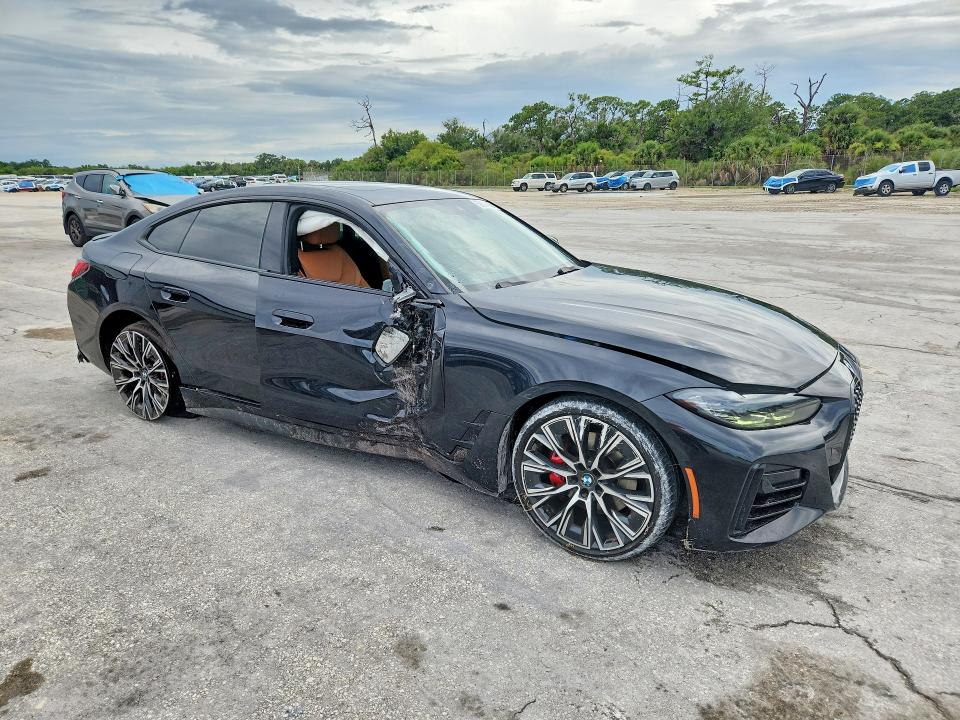 Photo 4 from auction – 2022 BMW 430I with VIN WBA63AV06NFM12750