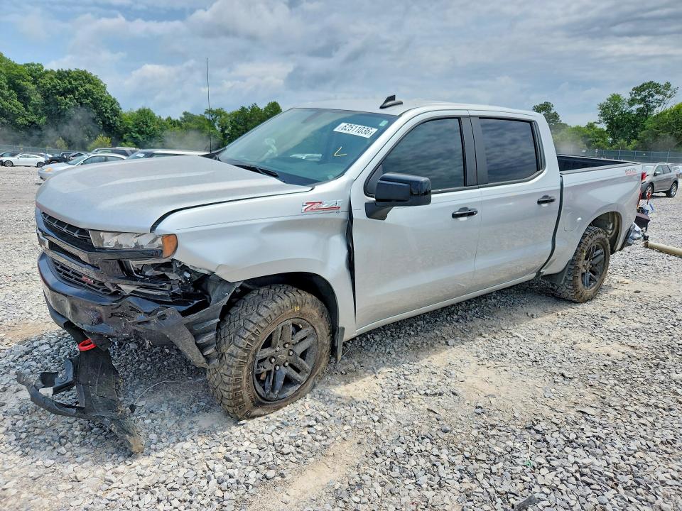 CHEVROLET SILVERADO 2021 with VIN 1GCPYFED0MZ297648 - Photo from auction