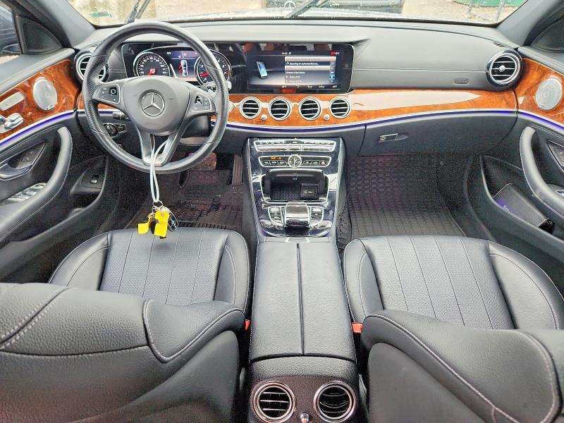Photo 8 from auction – 2017 MERCEDES-BENZ E with VIN WDDZF4KB9HA188525