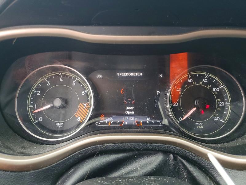 Photo 9 from auction – 2014 JEEP CHEROKEE with VIN 1C4PJLDS4EW185215