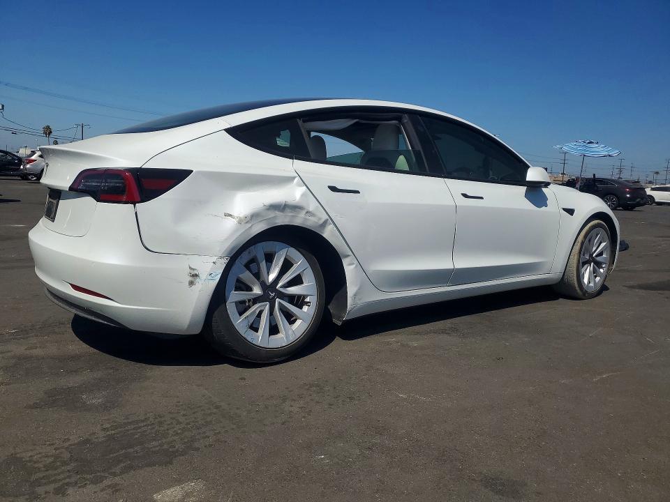 Photo 3 from auction – 2022 TESLA MODEL 3 with VIN 5YJ3E1EA5NF373582