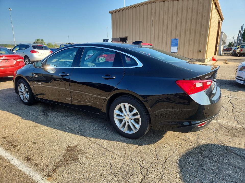 Photo 2 from auction – 2016 CHEVROLET MALIBU with VIN 1G1ZE5ST1GF214251