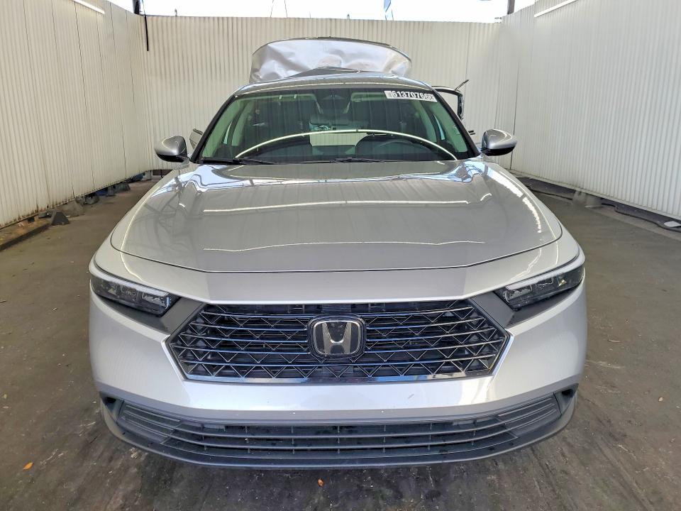Photo 5 from auction – 2025 HONDA ACCORD with VIN 1HGCY1F22SA089072