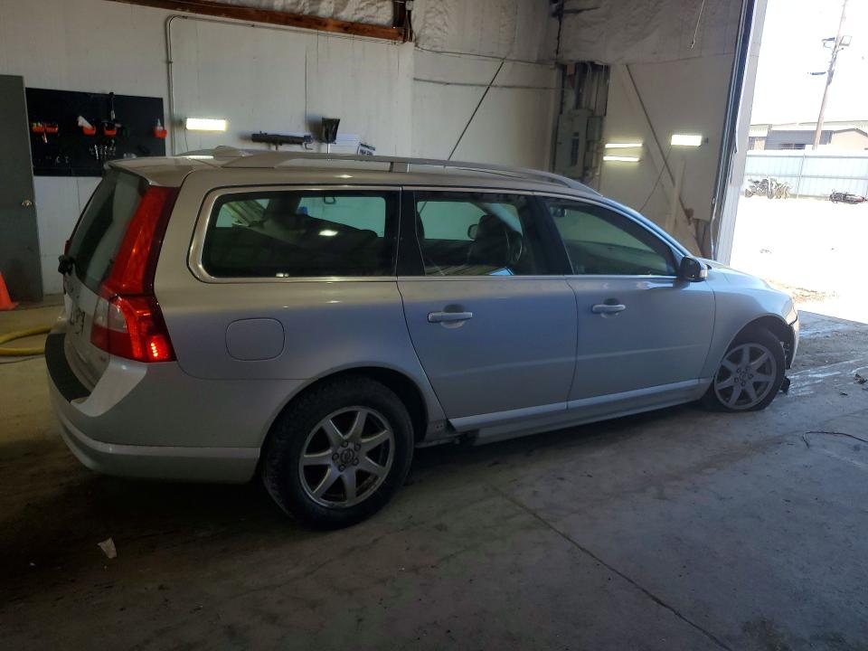 Photo 3 from auction – 2010 VOLVO V70 with VIN YV1982BW5A1159910