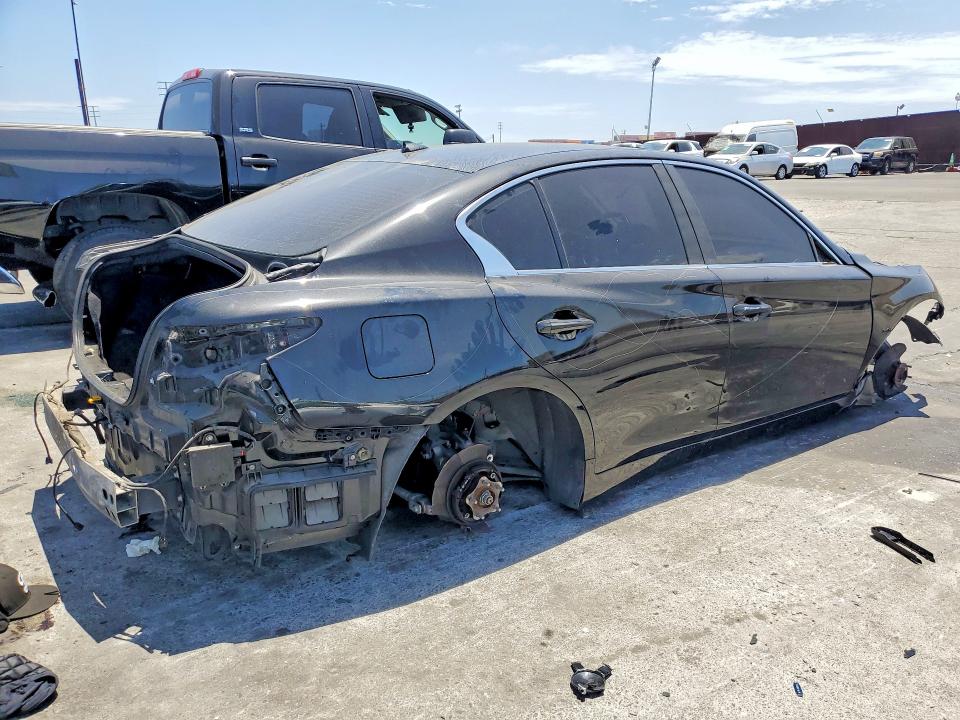 Photo 3 from auction – 2017 INFINITI Q50 with VIN JN1EV7AP2HM731421