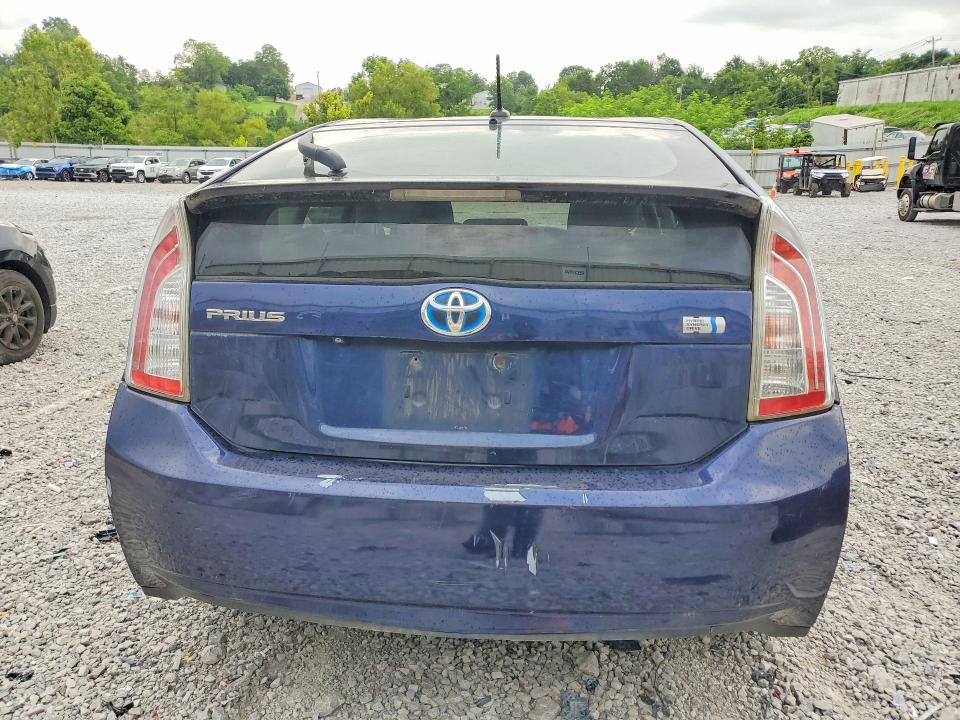 Photo 6 from auction – 2015 TOYOTA PRIUS with VIN JTDKN3DU3F0442062
