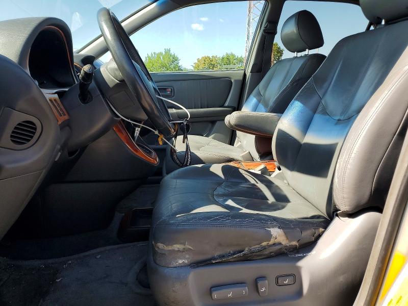 Photo 7 from auction – 2000 LEXUS RX with VIN JT6HF10U9Y0114138