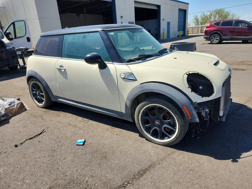 Photo 4 from auction – 2011 MINI COOPER with VIN WMWSV3C5XBTY12441