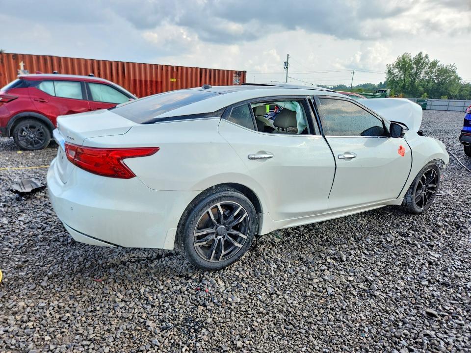 Photo 3 from auction – 2018 NISSAN MAXIMA with VIN 1N4AA6AP3JC364712