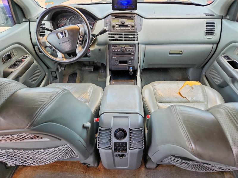 Photo 8 from auction – 2004 HONDA PILOT with VIN 5FNYF18664B006215